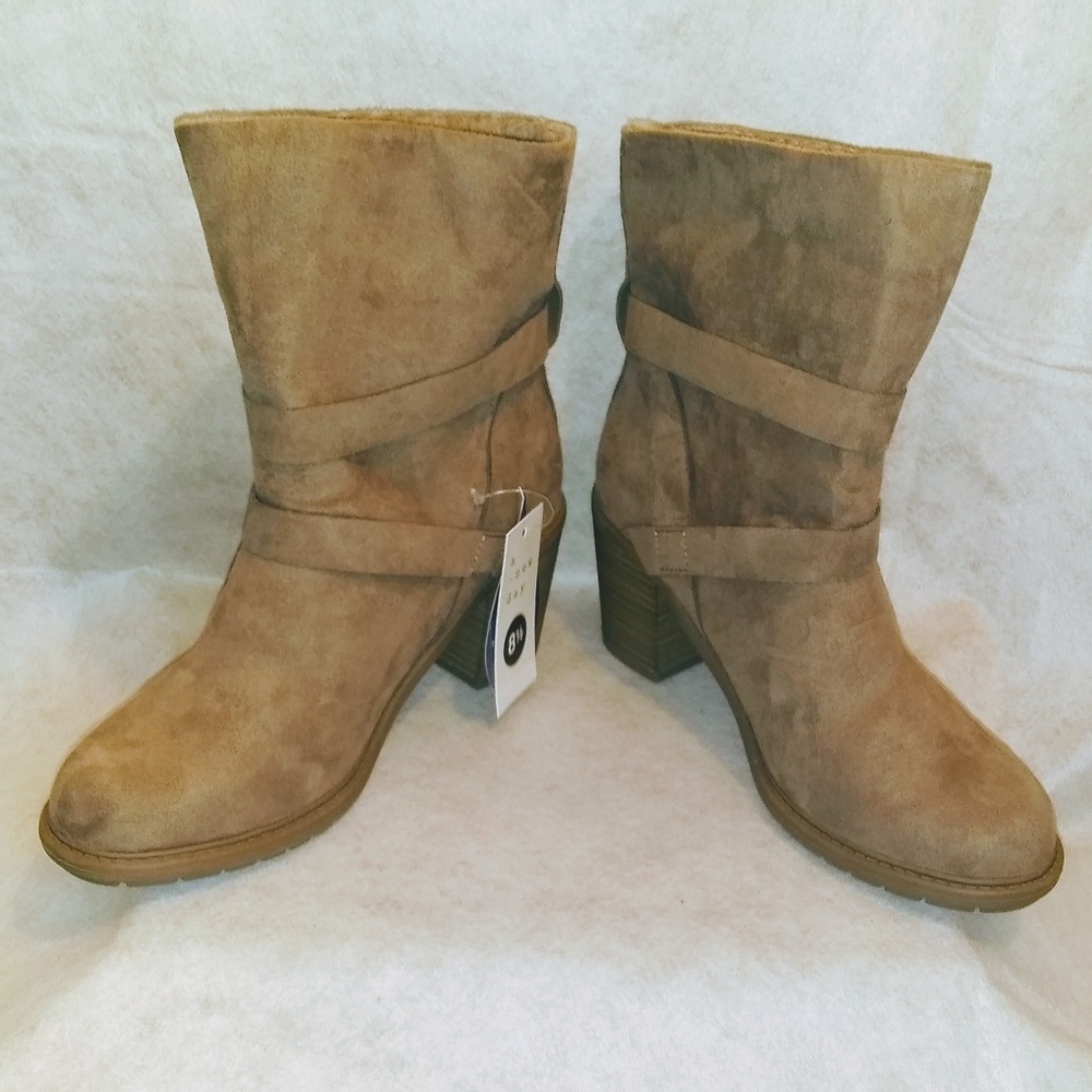 Women's Blinda Heeled Fashion Boots - Taupe - Picture 5 of 8